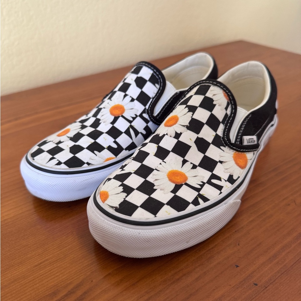 Vans women’s slip on shoes. Size 7